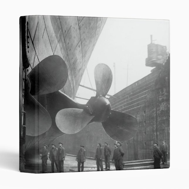 Titanic's propellers binder (Front/Spine)