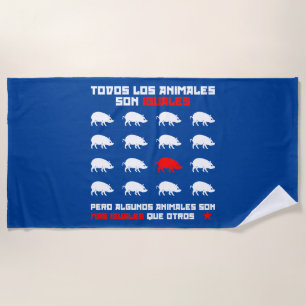 Todos los animales son iguales 2 beach towel