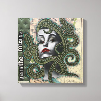 Toile Absinthe Medusa par Natalie Schorr