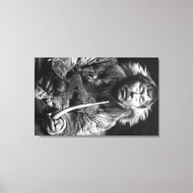 Toile Alaskan Eskimo Fumer Pipe Photographie (Recto)