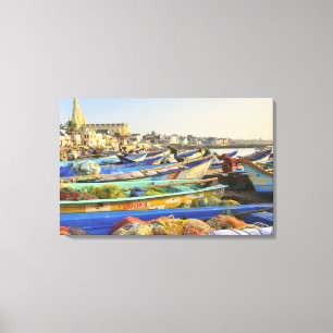Toile Bateaux préparés pour la pêche, L'église de