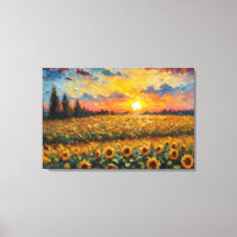 Beau coucher de soleil sur le terrain de tournesol