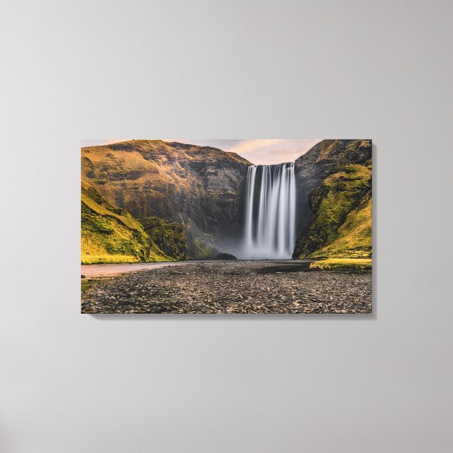Toile Cascade de Skogafoss au lever du soleil du matin (Recto)