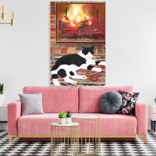 Toile Chat noir et blanc couché devant la cheminée 