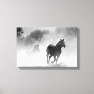 Toile Chevaux fonctionnant par le brouillard dans Canv