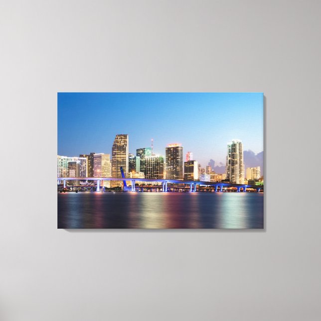 Toile Ciel lumineux du centre de Miami à la tombée de la (Recto)