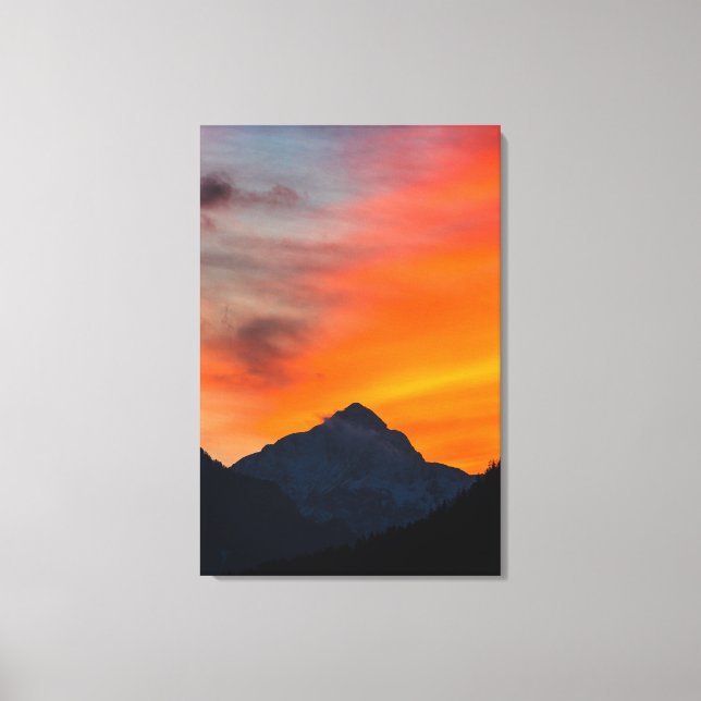 Toile Coucher de soleil époustouflant derrière la montag (Recto)