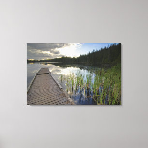 Toile Coucher du soleil sur un petit lac