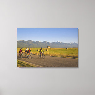 Toile Cyclistes sur route descendent une route de campag