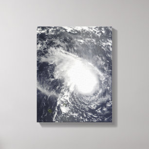 Toile Cyclone tropical Gael approchant le Madagascar