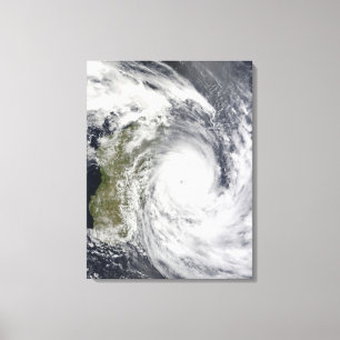 Toile Cyclone tropical Gael au large de Madagascar 2