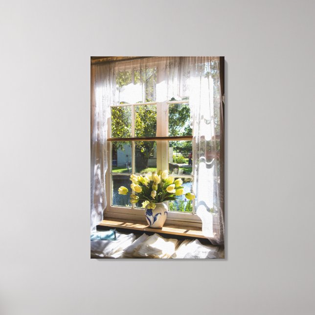 Toile Fenêtre avec rideau en dentelle et tulipes (Recto)