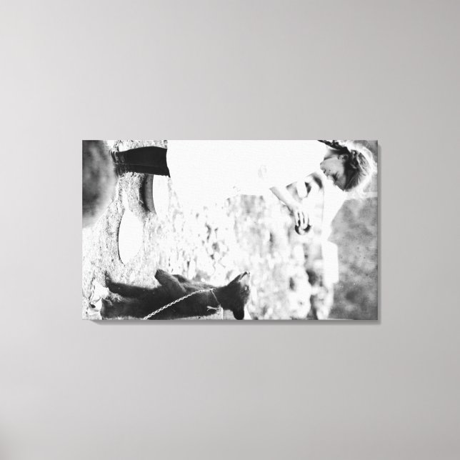 Toile Fille nourricière Ours Cub à l'eau (Recto)