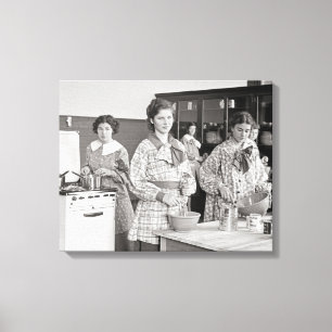 Toile Filles du lycée en train de cuisiner, 1935