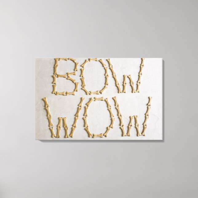 Toile Gros plan des textes BOW WOW fait avec des biscuit (Recto)