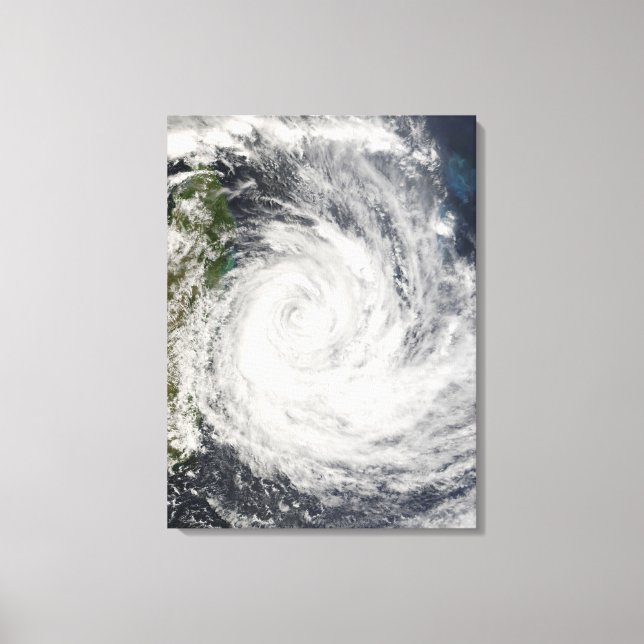 Toile Jeu de cyclone tropical au large de Madagascar (Recto)