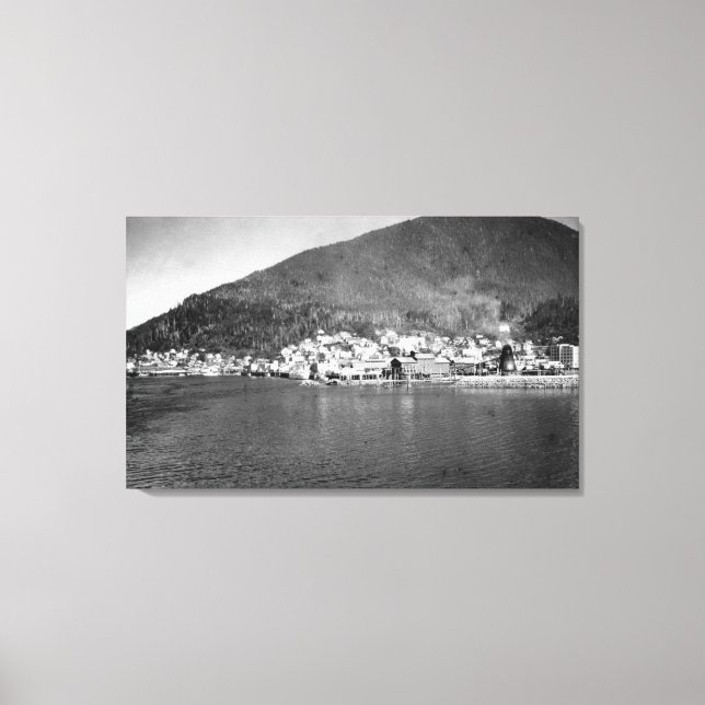 Toile Ketchikan, Alaska, photo d'un navire d'arrivée (Recto)