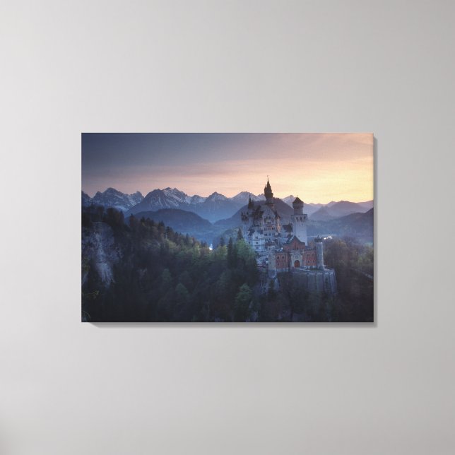 Toile Le château de Neuschwanstein, construit à la fin d (Recto)