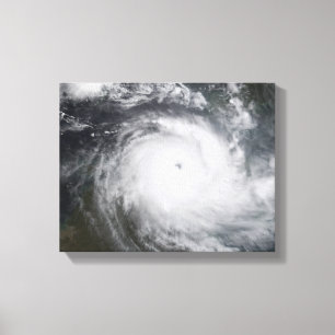 Toile Le cyclone Monica dans l'océan Pacifique Sud