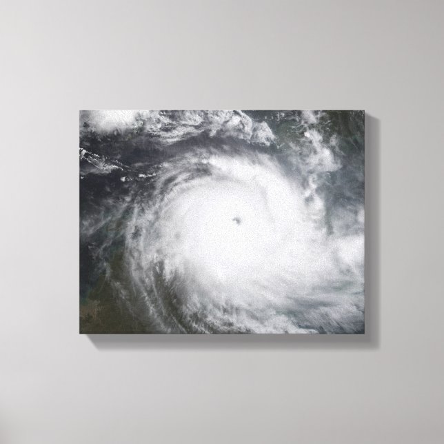 Toile Le cyclone Monica dans l'océan Pacifique Sud (Recto)
