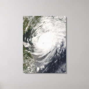 Toile Le typhon Neoguri approche de la Chine