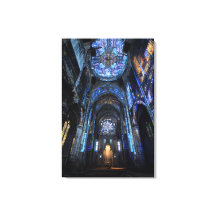 Lumière de projection de vitrail de cathédrale en