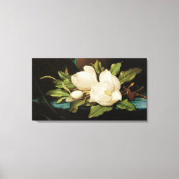Toile Magnolias géant sur un tissu de velours bleu par M