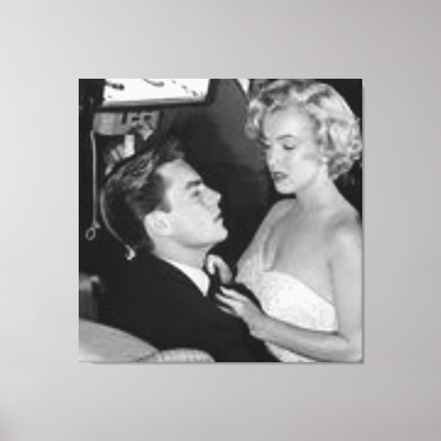 Toile marilyn et Hipoto dans le clip pour le film (Recto)