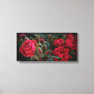 Toile Mer de fleurs de l'amour (Roses rouges et bourgeon