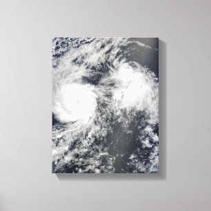 Toile Ouragan Felicia et tempête Enrique à l'est de ba