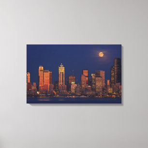 Toile Pleine lune se levant au-dessus de l'horizon du