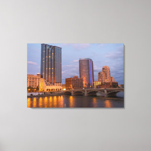 Toile Skyline À Dusk, Sur La Grande Rivière 2
