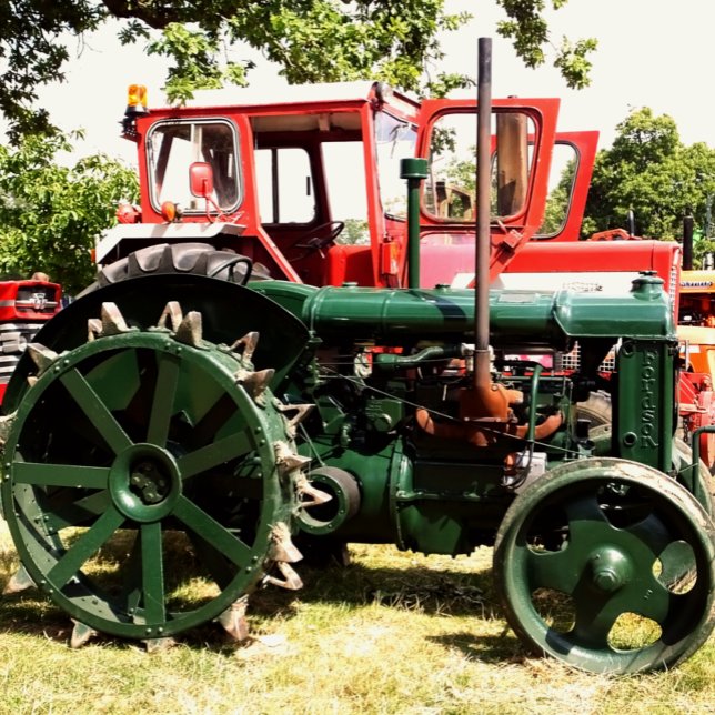 Toile TRACTEURS vintages (Créateur téléchargé)