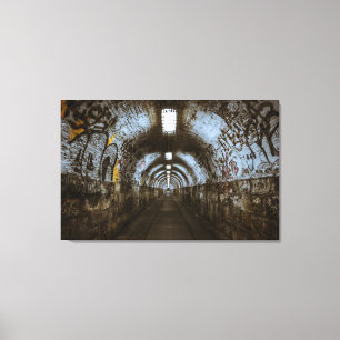 Toile Tunnel souterrain d'obscurité