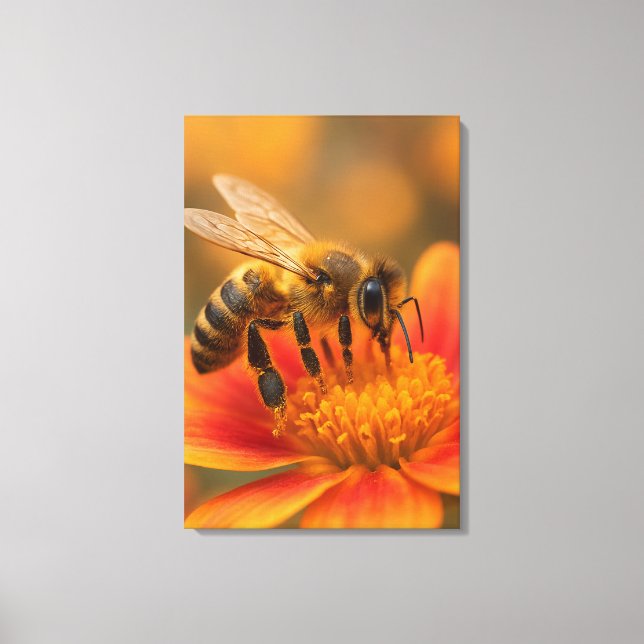 Toile Ultra Macro Honeybee Close Up Photorealistic (Recto)