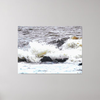 Toile Vagues déferlantes sur une côte rocheuse