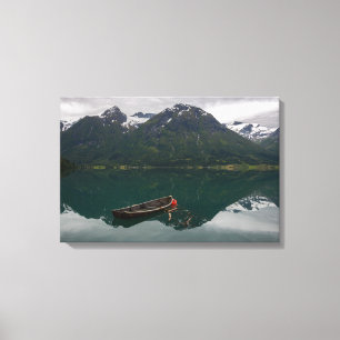 Toile Vieux bateau à rames avec la réflexion de montag