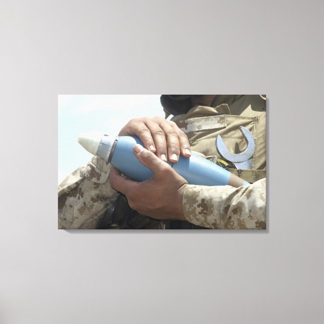 Toile Vue d'ensemble d'un soldat faisant crader une muni (Recto)