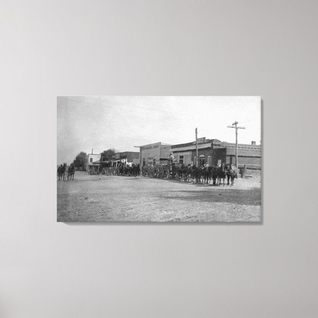 Toile Vue des équipes de chevaux Wagon sur la rue (Recto)