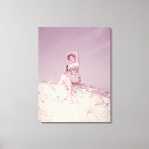 Toile Woman Relaxing