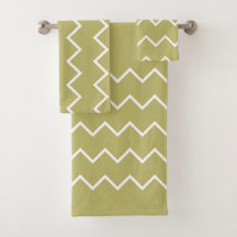 Tonalités neutres Khaki avec dents blanches