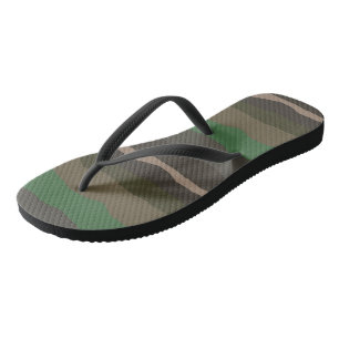 Tongs Camo et bandes abstraites vertes