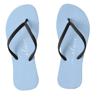 Tongs Chic pastel bleu minimaliste monogramme Flip Flops