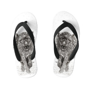 Tongs Enfants Loup noir en colère dans la neige, hiver sauvage