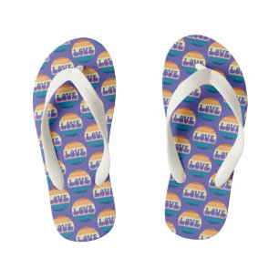 Tongs Enfants Typographie D'Amour Rétro Sur Les Rayures De Couch