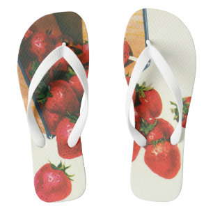 Tongs Fraises anciennes dans un panier, nourriture fruit