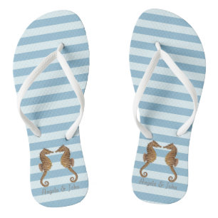 Tongs Horaires Adorables En Amour Sur Bleu Clair