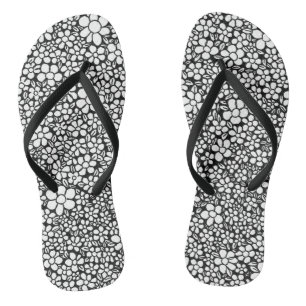 Tongs Motif de fleurs noir et blanc dessiné à la main