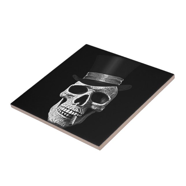 Top hat skull tile (Side)