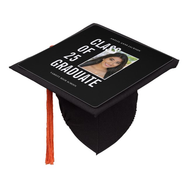 Toque De Diplômé Classe Branchée De 25 Diplômés Photo Noir & Blanc (Incliné)